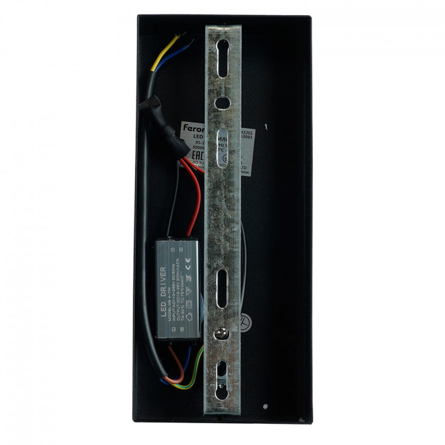 Светильник уличный светодиодный Feron DH2201 Катар 5W, 90*43*210мм, 3000К, черный (на стену вверх), артикул FERON 53093 Светильник уличный светодиодный Feron DH2201 Катар 5W, 90*43*210мм, 3000К, черный (на стену вверх), артикул FERON 53093