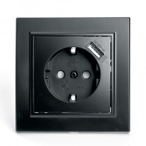 Розетка 1-местная c/з и с USB STEKKER, PST16-9011-03, 250В, 16А, с защитной шторкой, серия Эрна, черный