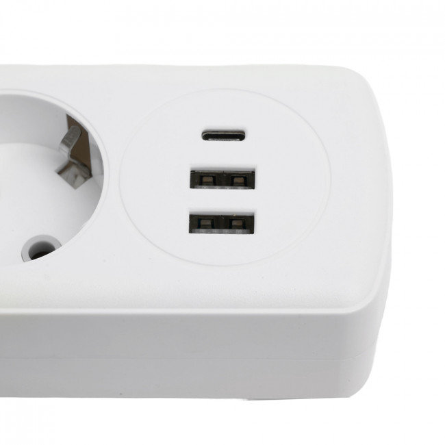 Удлинитель 4-местный c/з 3x1 мм2, 3 м, 250В, 10А, 2USB+1Type-C 2,4А, серия Home plus, белый STEKKER HM08-43-02, артикул STEKKER 49978