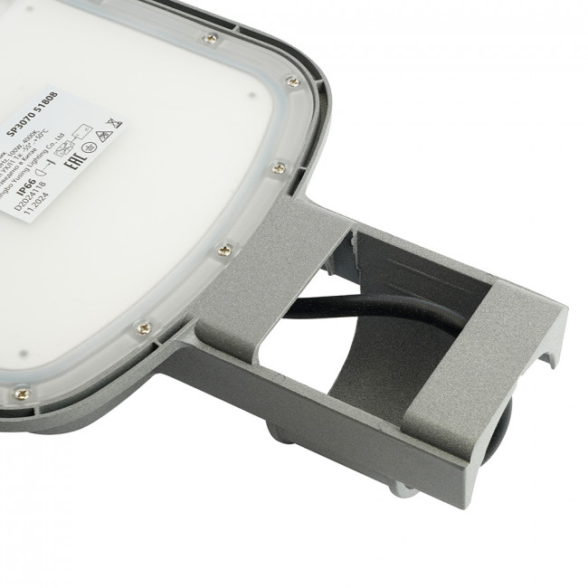 Светодиодный уличный консольный светильник Feron SP3070 100W 4000K AC90-300V, серый, артикул FERON 51808 Светодиодный уличный консольный светильник Feron SP3070 100W 4000K AC90-300V, серый, артикул FERON 51808