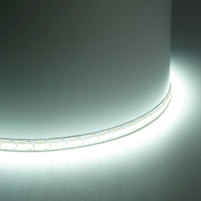Светодиодная LED лента Feron LS617, 240SMD(2835)/м 19Вт/м 12V 5000*10*1.22мм 6500К, IP20, артикул FERON 48828