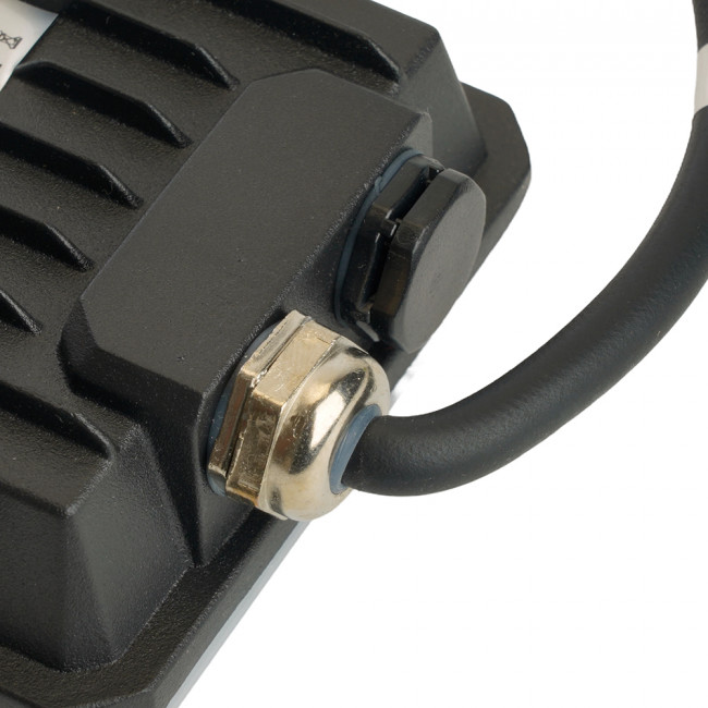 Светодиодный прожектор Feron LL-940 IP65 20W 6400K, артикул FERON 51043 Светодиодный прожектор Feron LL-940 IP65 20W 6400K, артикул FERON 51043