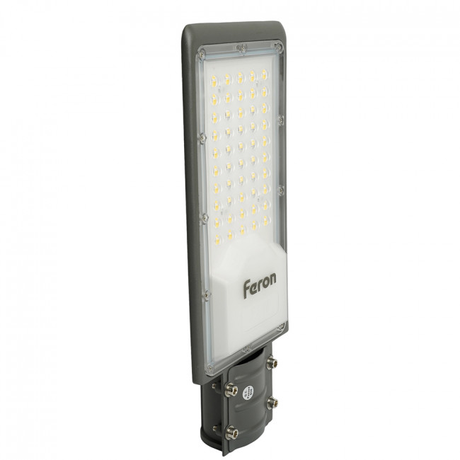 Светодиодный уличный консольный светильник Feron SP3031 30W 6400K 230V, серый, артикул FERON 32576 Светодиодный уличный консольный светильник Feron SP3031 30W 6400K 230V, серый, артикул FERON 32576